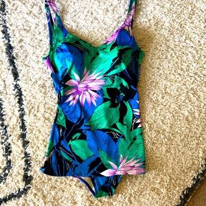Vintage 80s flowered one piece swimsuit
